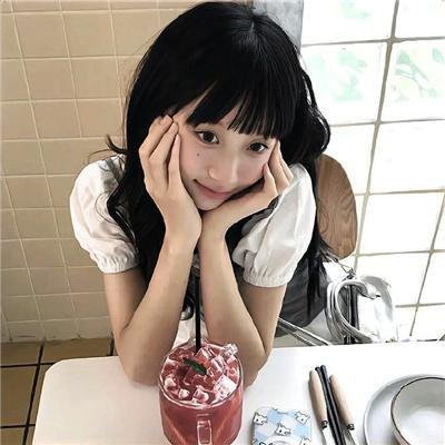 月亮与蛋糕